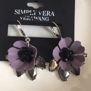 Beautiful Simply Vera Vera Wang Earrings